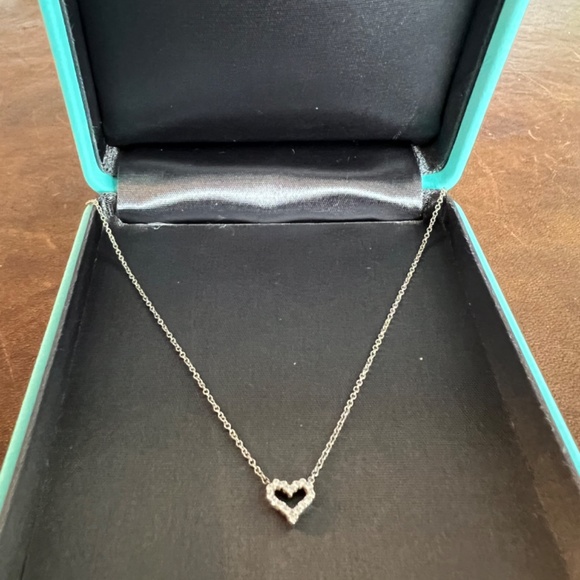Tiffany Diamond Heart Platinum necklace - Picture 5 of 5